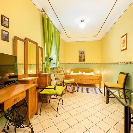 Pensión Gardena 3*